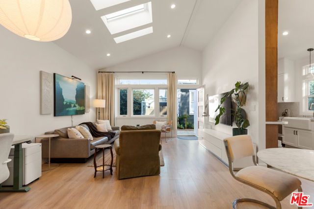 3310 London Street, Los Angeles, CA 90026