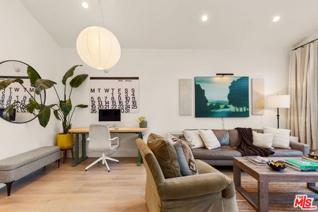 3310 London Street, Los Angeles, CA 90026