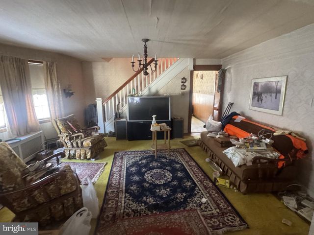 341 S MIDDLE ST, Frackville, PA 17931