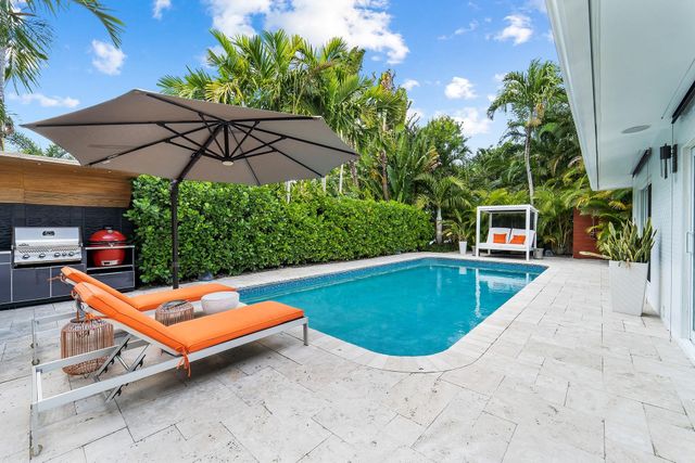 2617 Bayview Drive, Fort Lauderdale, FL 33306