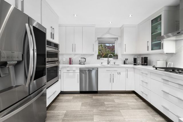 2617 Bayview Drive, Fort Lauderdale, FL 33306