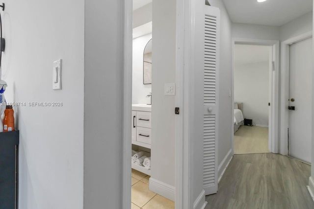 3475 Emerald Oaks Dr 1705, Hollywood, FL 33021