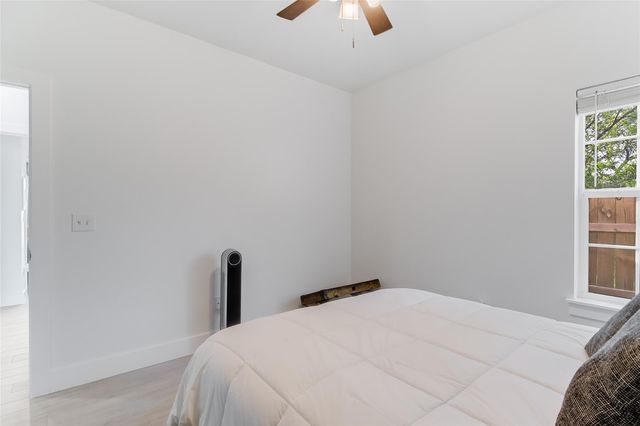 629 Aspen LN, Cottonwood Shores, TX 78657