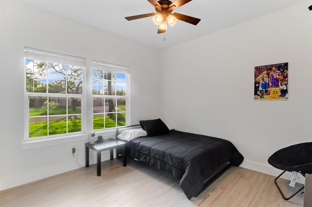 629 Aspen LN, Cottonwood Shores, TX 78657