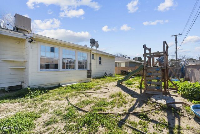3355 Camden Street, Rosamond, CA 93560