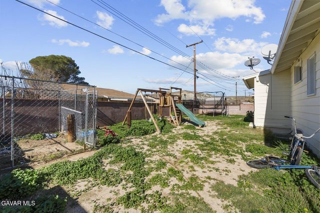 3355 Camden Street, Rosamond, CA 93560