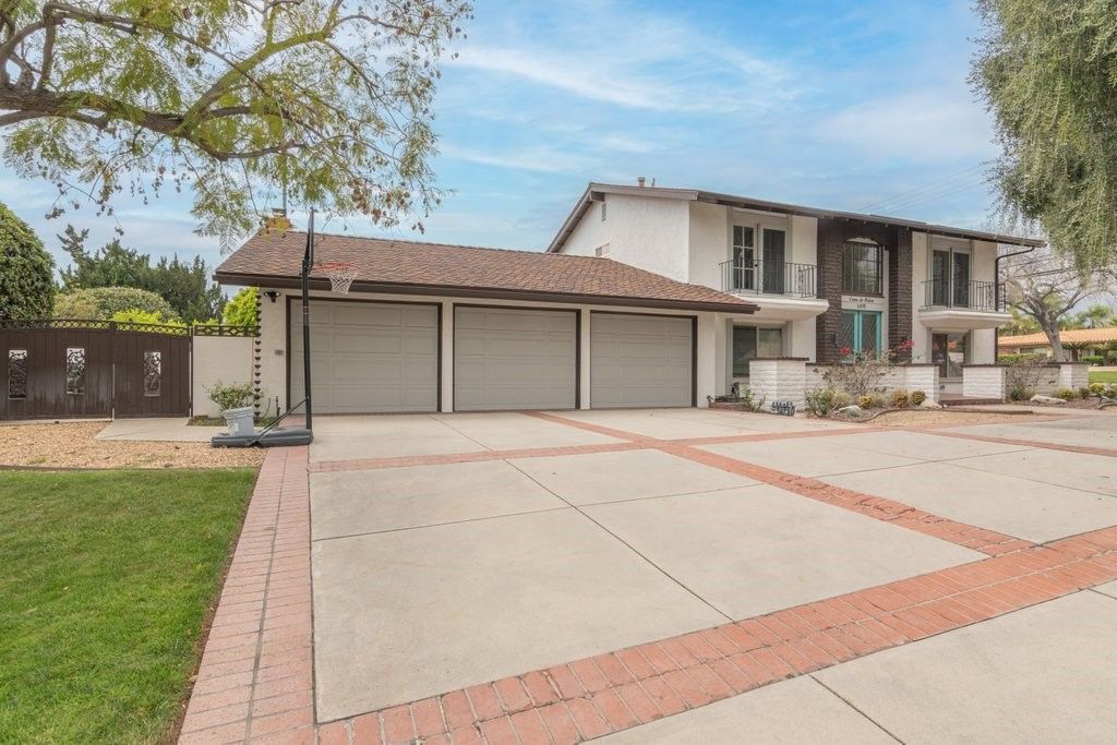 1695 N Palm, Upland, CA 91784