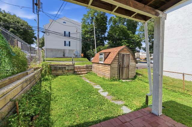 251 E MARKET ST, West Chester, PA 19382