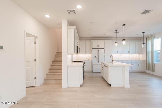 2771 S CHIPPEWA Drive, Chandler, AZ 85286