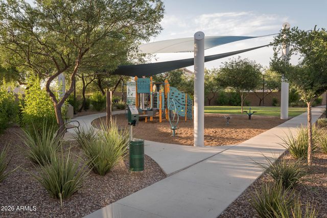 2771 S CHIPPEWA Drive, Chandler, AZ 85286