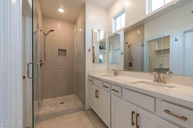 2771 S CHIPPEWA Drive, Chandler, AZ 85286