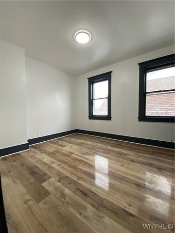 111 North Ogden Street E, Buffalo, NY 14206