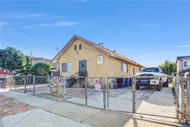 313 N Hicks, Los Angeles, CA 90063