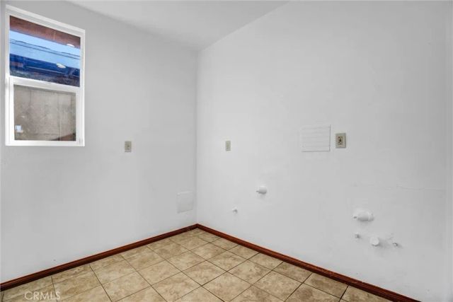 313 N Hicks, Los Angeles, CA 90063