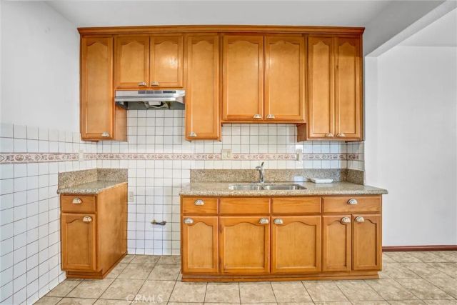 313 N Hicks, Los Angeles, CA 90063