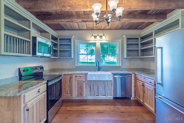 305 W Walnut Street, West Union, OH 45693