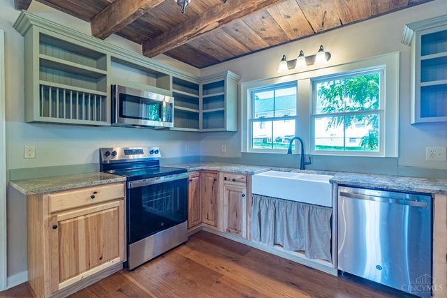 305 W Walnut Street, West Union, OH 45693