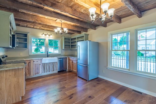 305 W Walnut Street, West Union, OH 45693