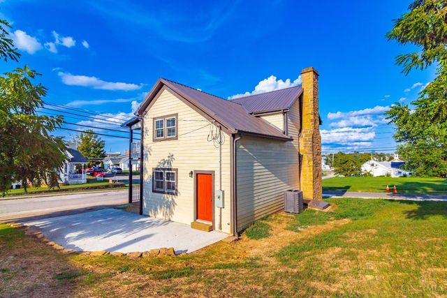 305 W Walnut Street, West Union, OH 45693