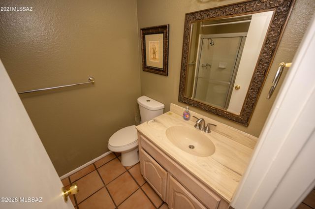 1629 W Meadow Hills Drive, Nogales, AZ 85621