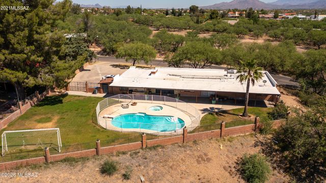 1629 W Meadow Hills Drive, Nogales, AZ 85621