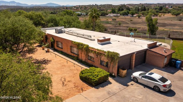 1629 W Meadow Hills Drive, Nogales, AZ 85621