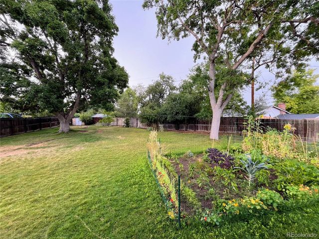 12241 W New Mexico Avenue, Lakewood, CO 80228