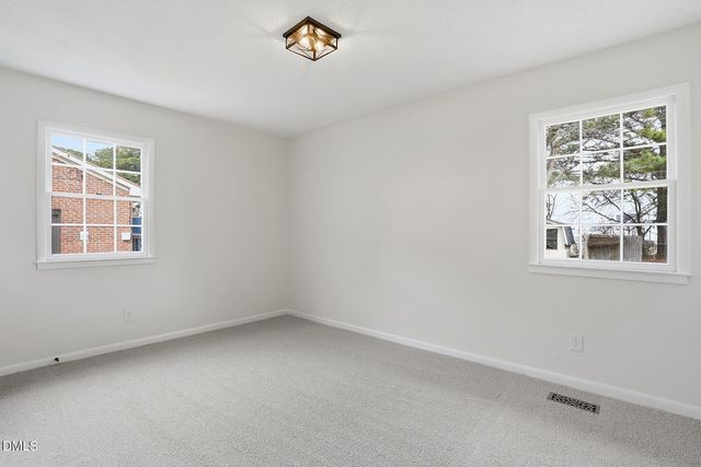 1120 W Pope Street, Benson, NC 27504