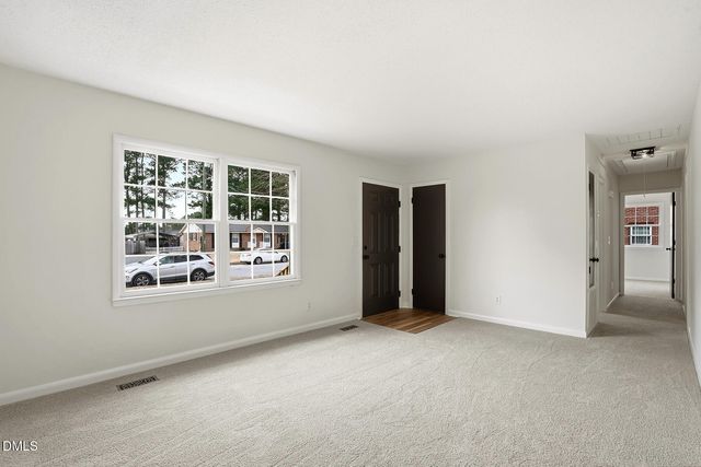 1120 W Pope Street, Benson, NC 27504