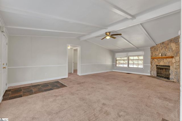 3079 Lakeview Drive, Laurens, SC 29360