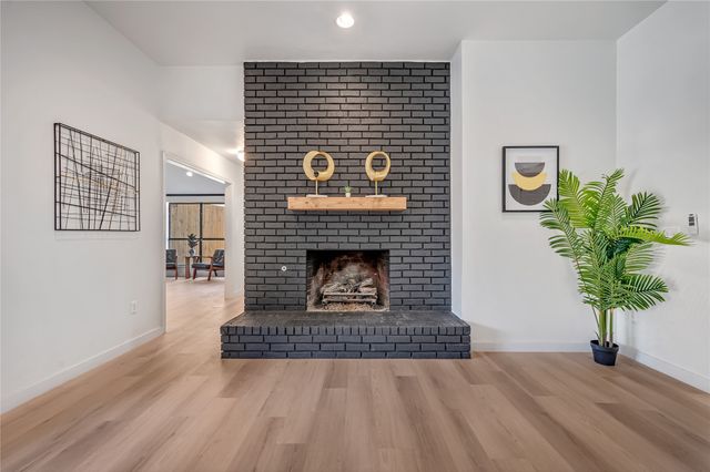 3106 University Drive, Rowlett, TX 75088