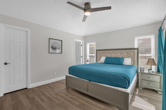156 BAREFOOT BEACH WAY, Kissimmee, FL 34746