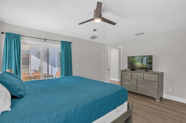 156 BAREFOOT BEACH WAY, Kissimmee, FL 34746