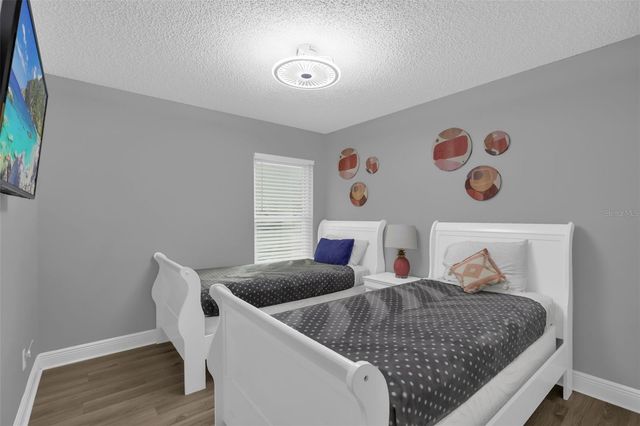 156 BAREFOOT BEACH WAY, Kissimmee, FL 34746