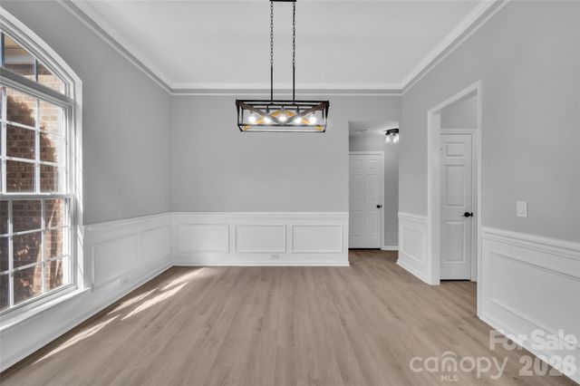 147 Gabriel Drive, Mooresville, NC 28115