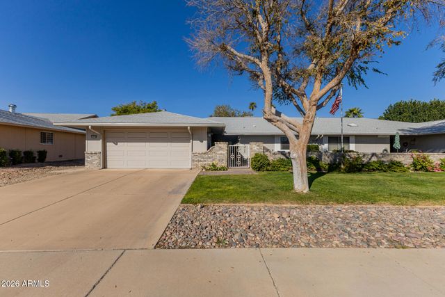12554 W SENECA Drive, Sun City West, AZ 85375