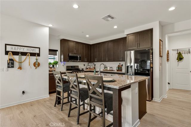 31962 Chagall, Yucaipa, CA 92399