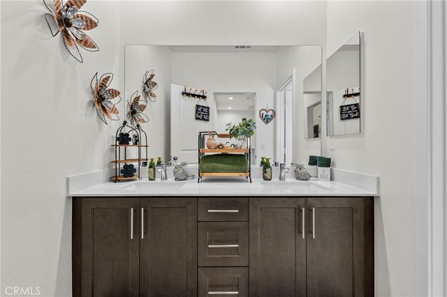 31962 Chagall, Yucaipa, CA 92399