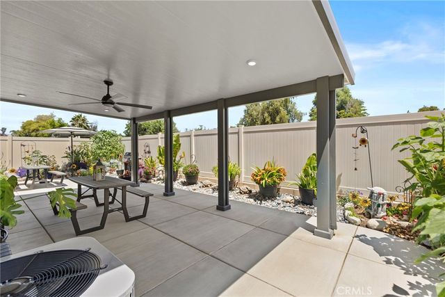 31962 Chagall, Yucaipa, CA 92399