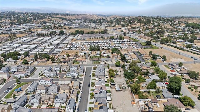 31962 Chagall, Yucaipa, CA 92399