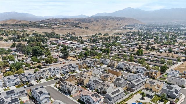 31962 Chagall, Yucaipa, CA 92399
