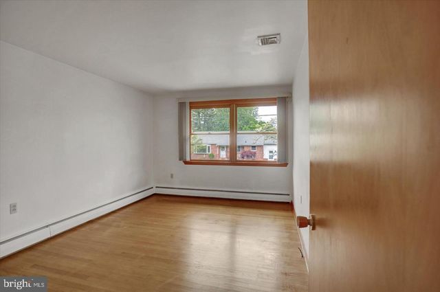 212 E WALNUT STREET, Shiremanstown, PA 17011