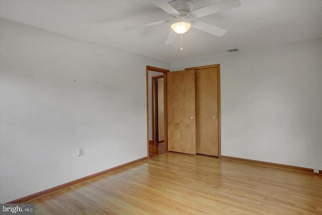 212 E WALNUT STREET, Shiremanstown, PA 17011