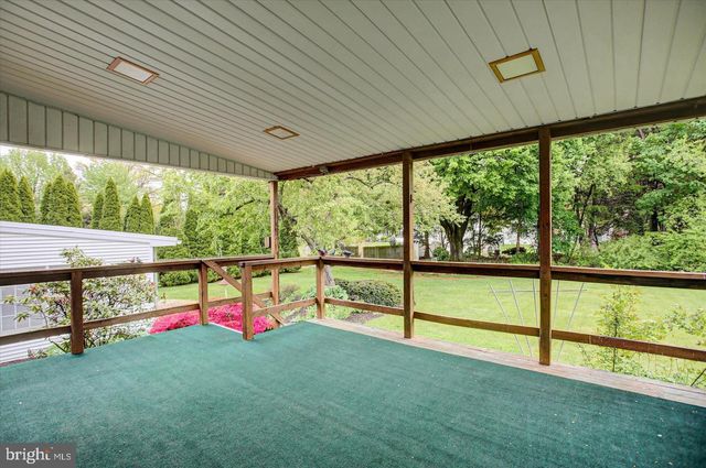 212 E WALNUT STREET, Shiremanstown, PA 17011