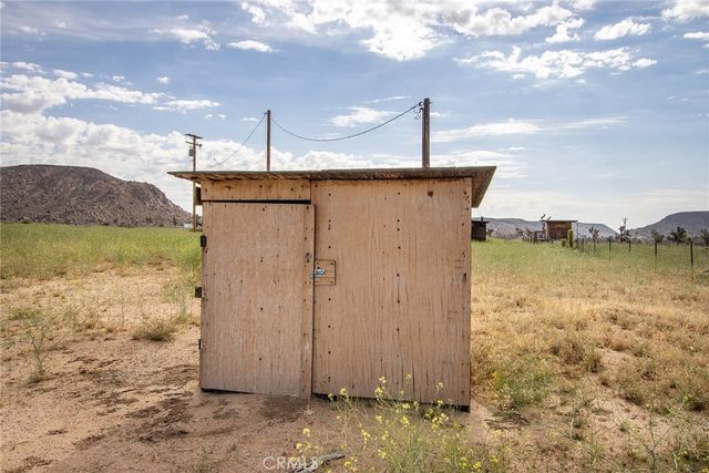 52550 Geronimo Trail, Pioneertown, CA 92268