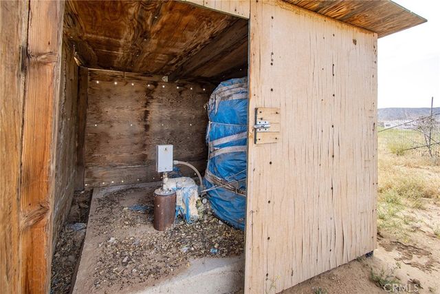 52550 Geronimo Trail, Pioneertown, CA 92268