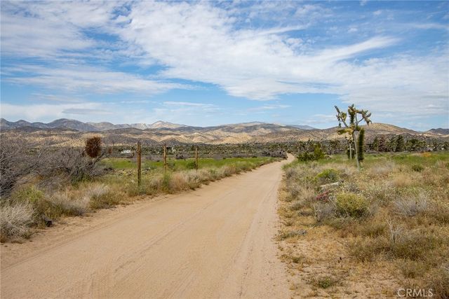 52550 Geronimo Trail, Pioneertown, CA 92268