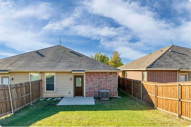 356 & 358 Schirra Court, Lavon, TX 75166