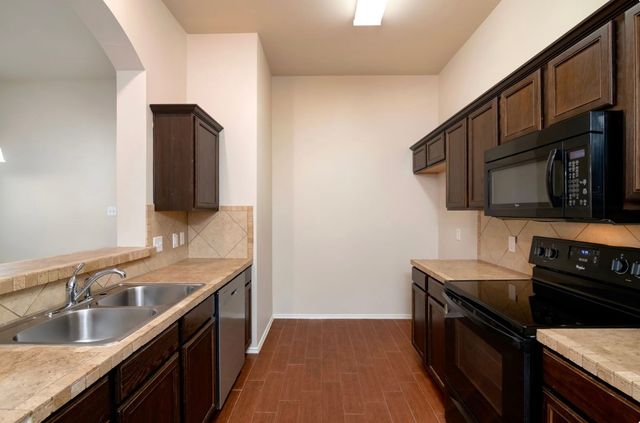 356 & 358 Schirra Court, Lavon, TX 75166