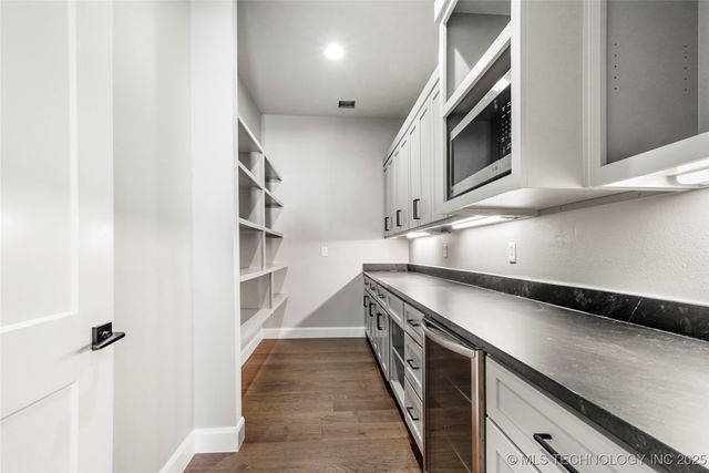 7316 E College Street, Broken Arrow, OK 74014